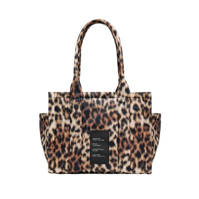 MARC JACOBS THE MEDIUM TOTE BAG IN LEOPARD PUFFY NYLON 2F6HTT027H02